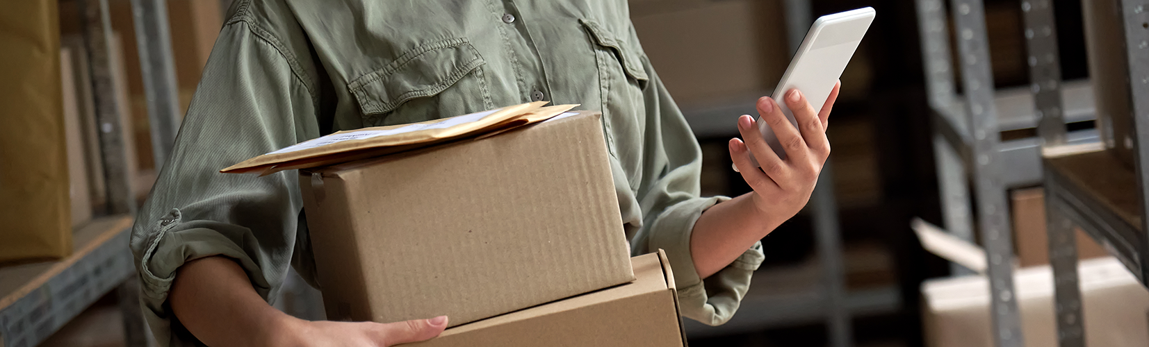 hero-blog-august-merch-micro-fulfillment-2021